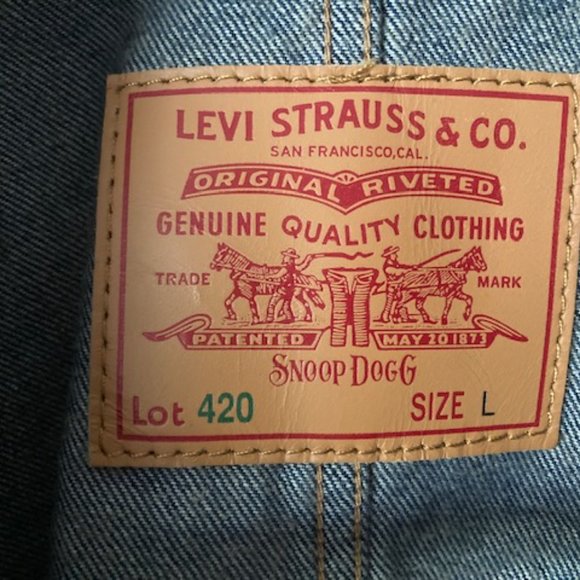 LEVI'S SNOOP DOG JACKET, Large NWT - Picture 3 of 10